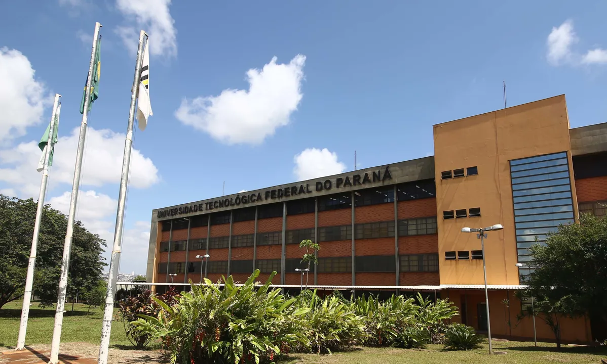 UTFPR apresenta inovação, pesquisa e novos cursos no Pavilhão Smart Agro da ExpoLondrina 2026