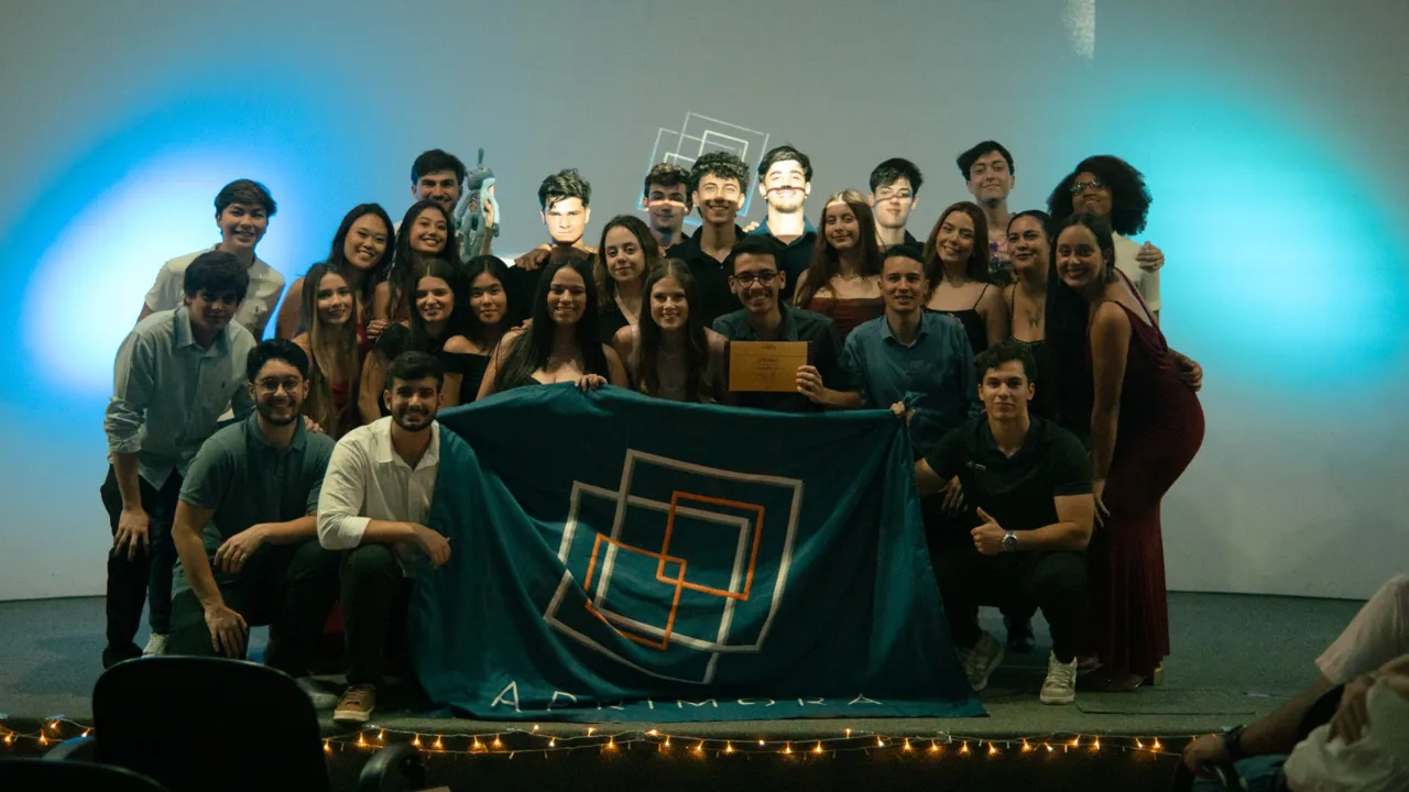 Empresa Júnior da UTFPR apresenta soluções de gestão para o agro no Pavilhão Smart Agro